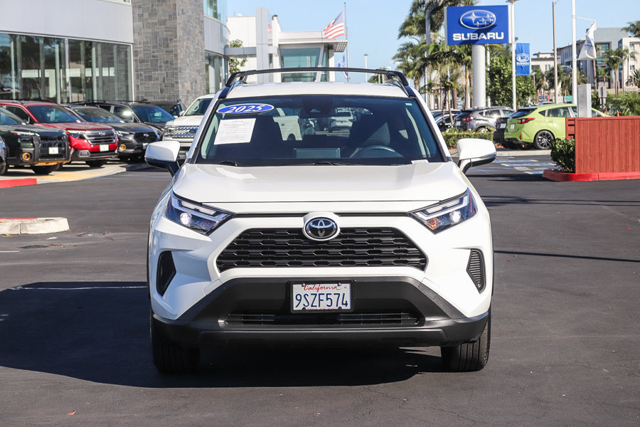 Used 2025 Toyota RAV4 LE AWD/4WD image 2