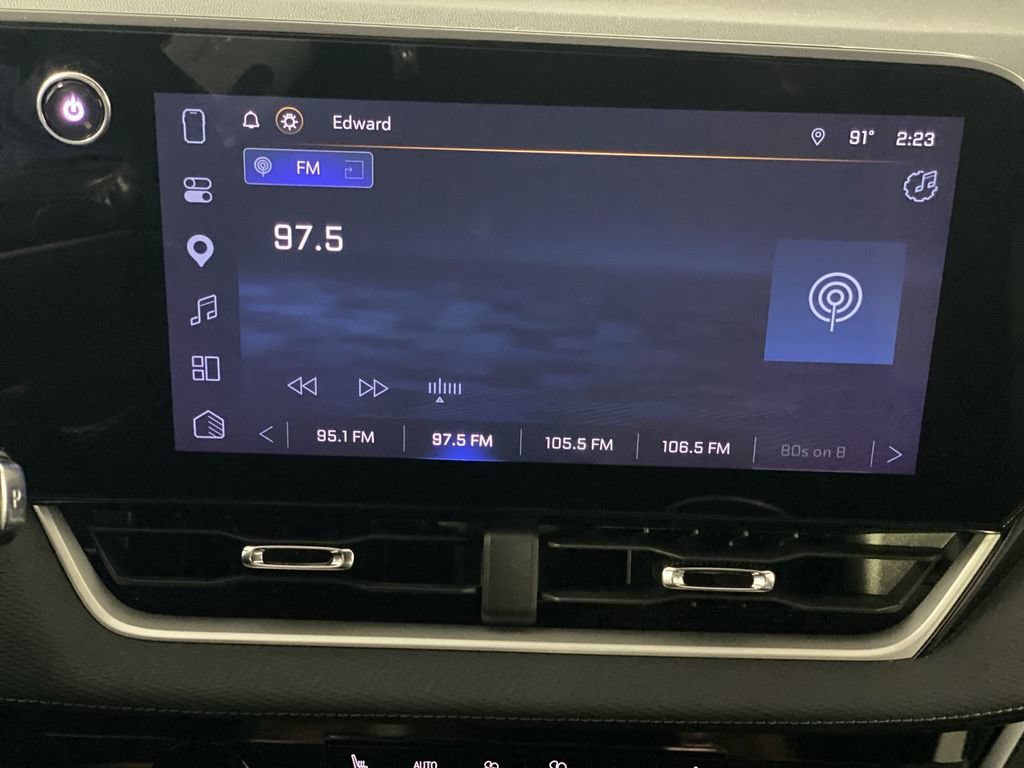 Used 2025 Chevrolet Equinox LT w/ Convenience Package II FWD image 18