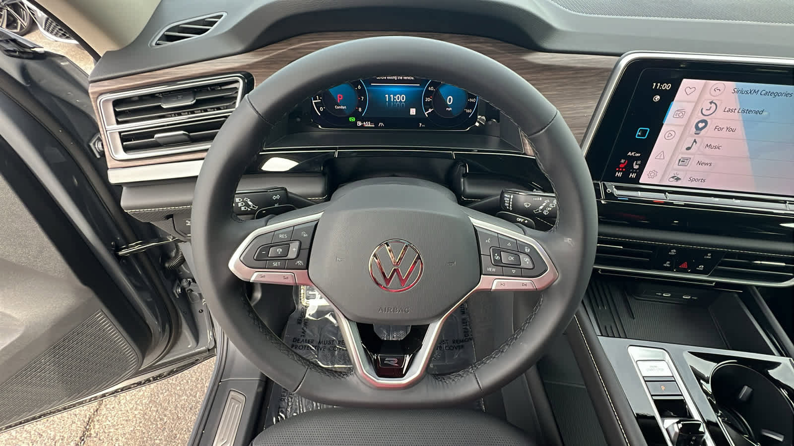 New 2026 Volkswagen Atlas SEL Premium R-Line image 18