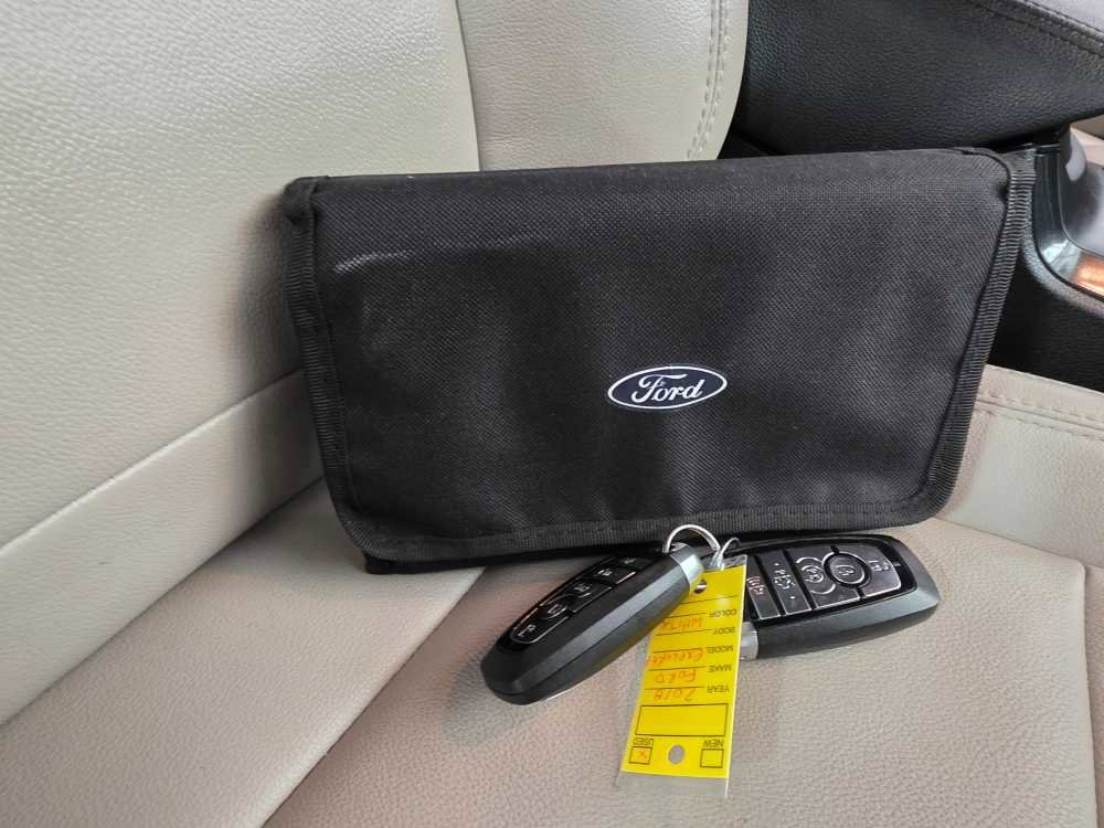 Used 2018 Ford Explorer XLT w/ Equipment Group 202A image 30