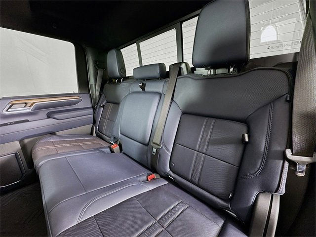 Used 2025 Chevrolet Silverado 3500 High Country w/ High Country Premium Package image 24