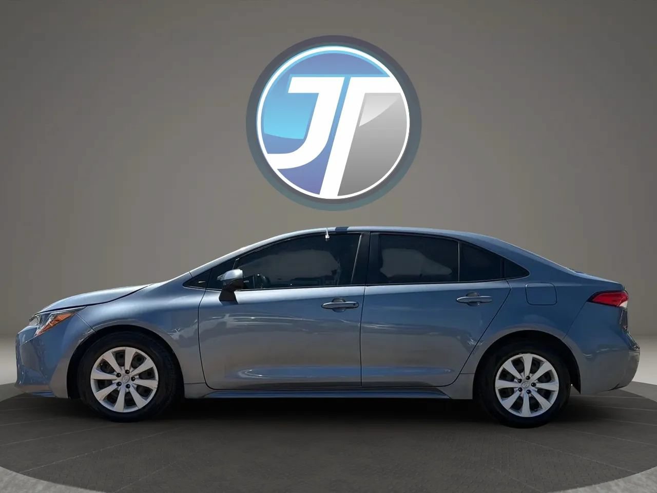 Used 2021 Toyota Corolla LE FWD image 4