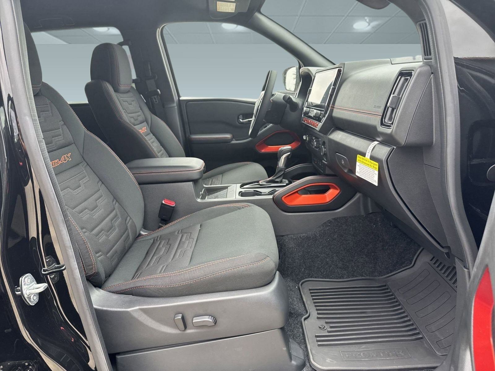New 2025 Nissan Frontier PRO-4X w/ Pro Convenience Package image 26