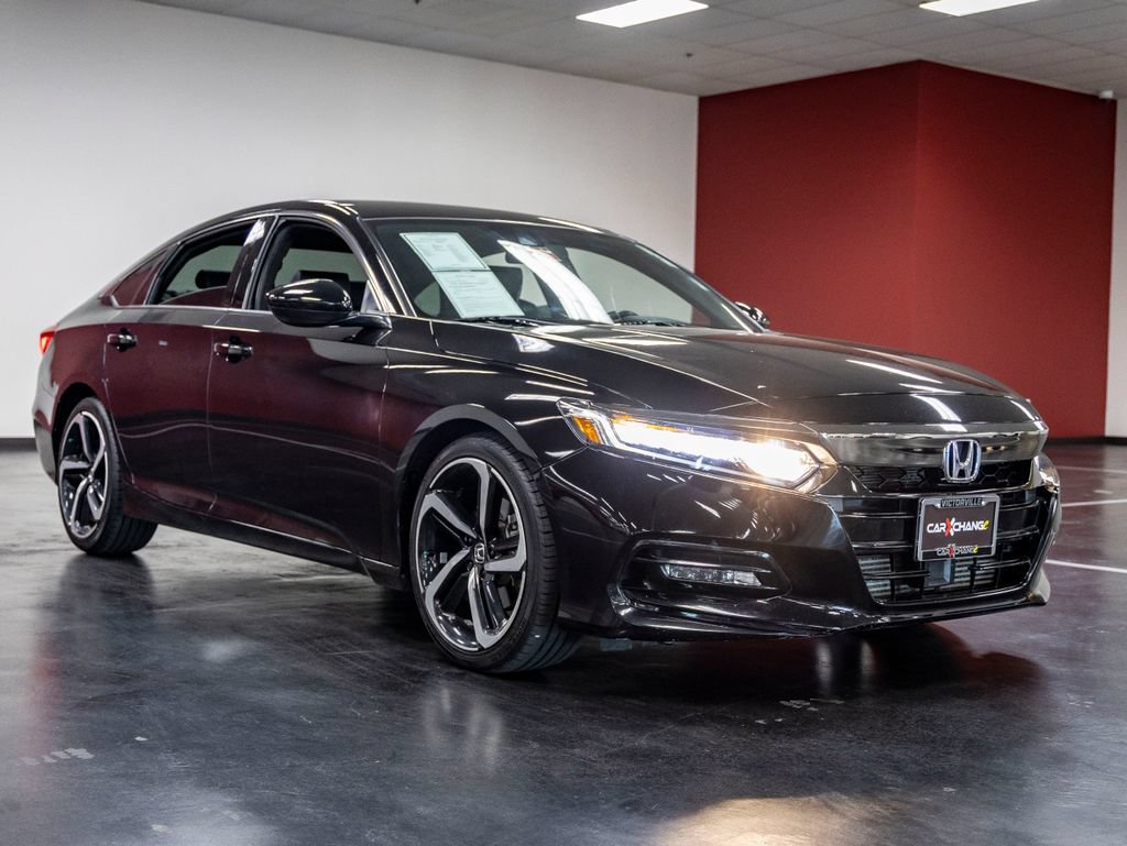 Used 2018 Honda Accord Sport image 9