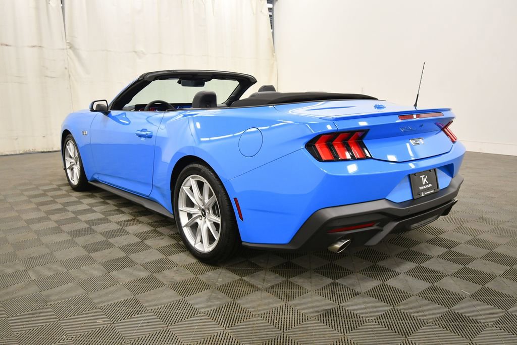 Used 2025 Ford Mustang GT Premium image 5