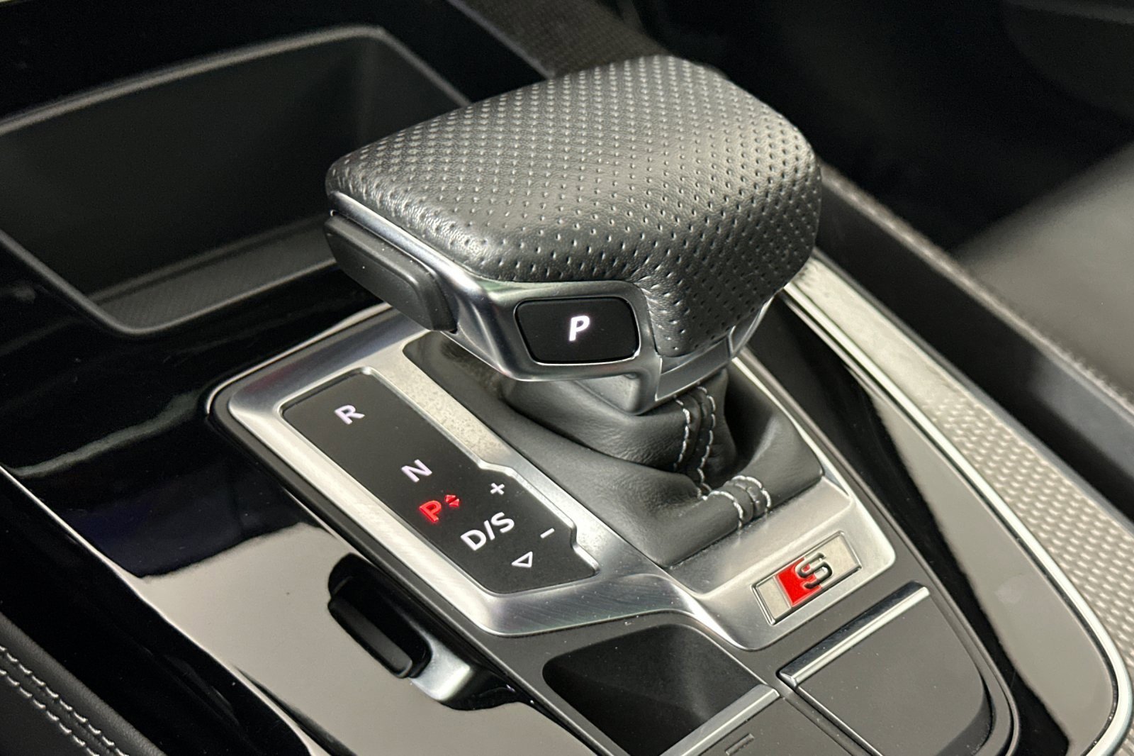 Used 2023 Audi SQ5 Premium Plus w/ Premium Plus Package image 21