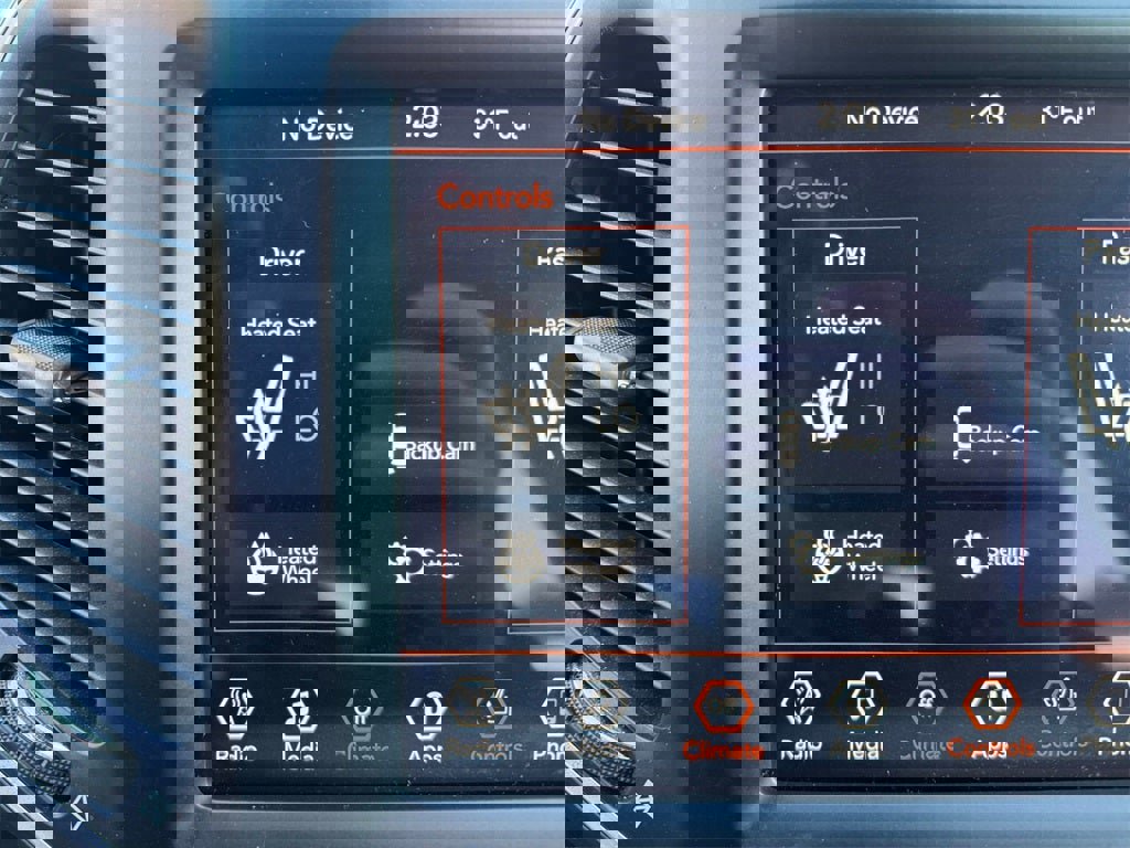 Used 2021 Jeep Cherokee Latitude Lux w/ Comfort/Convenience Group image 24