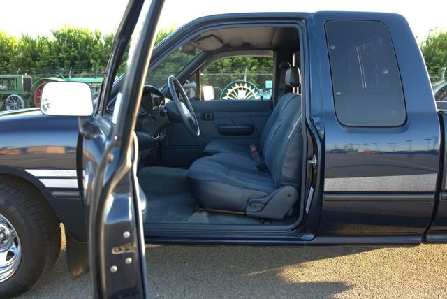 Used 1994 Toyota Pickup DX image 50