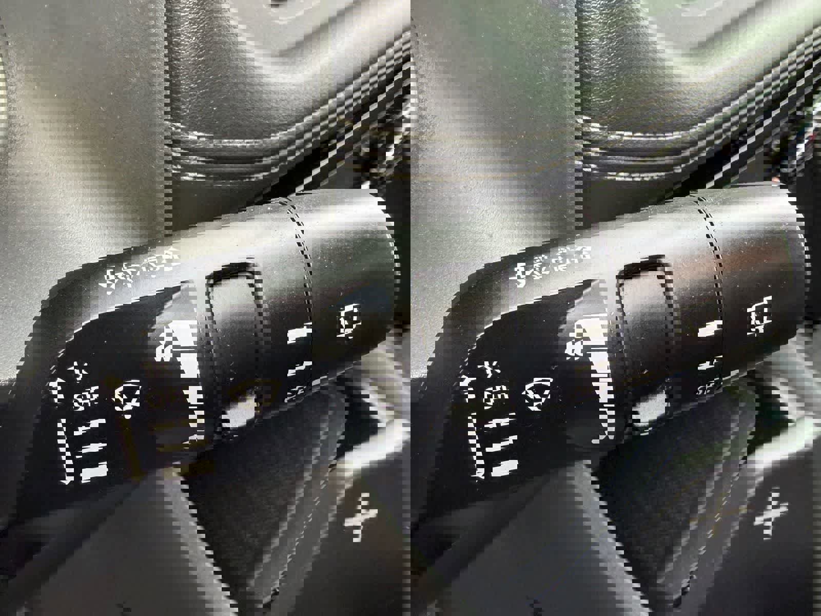 Certified 2022 Nissan Rogue SV image 26