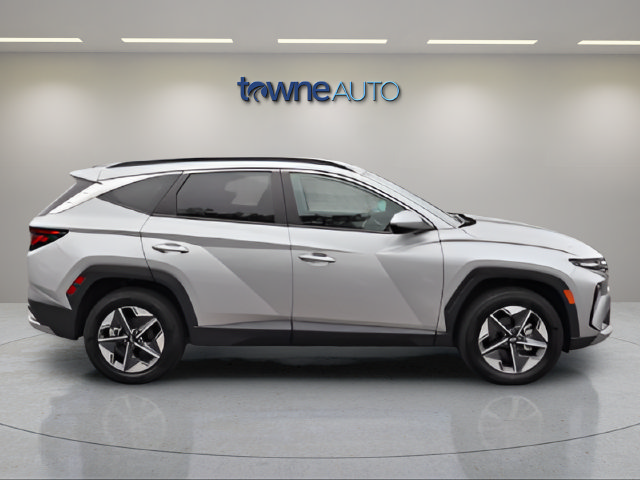 Used 2025 Hyundai Tucson SEL AWD/4WD image 10