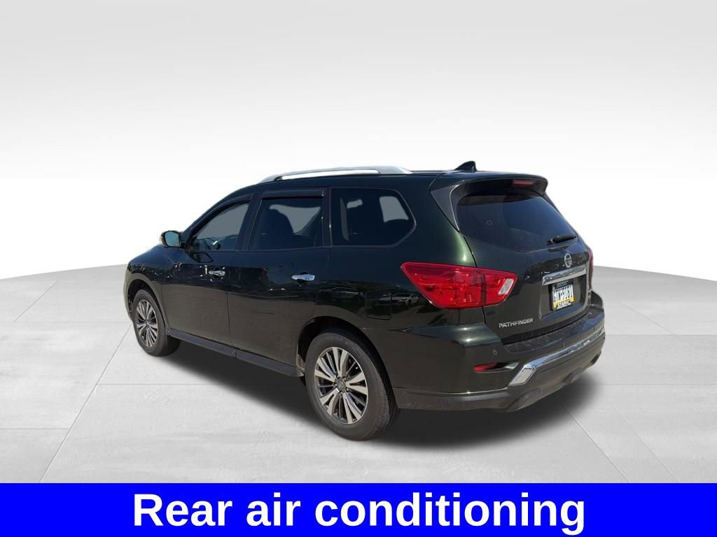 Used 2019 Nissan Pathfinder SL AWD/4WD image 7