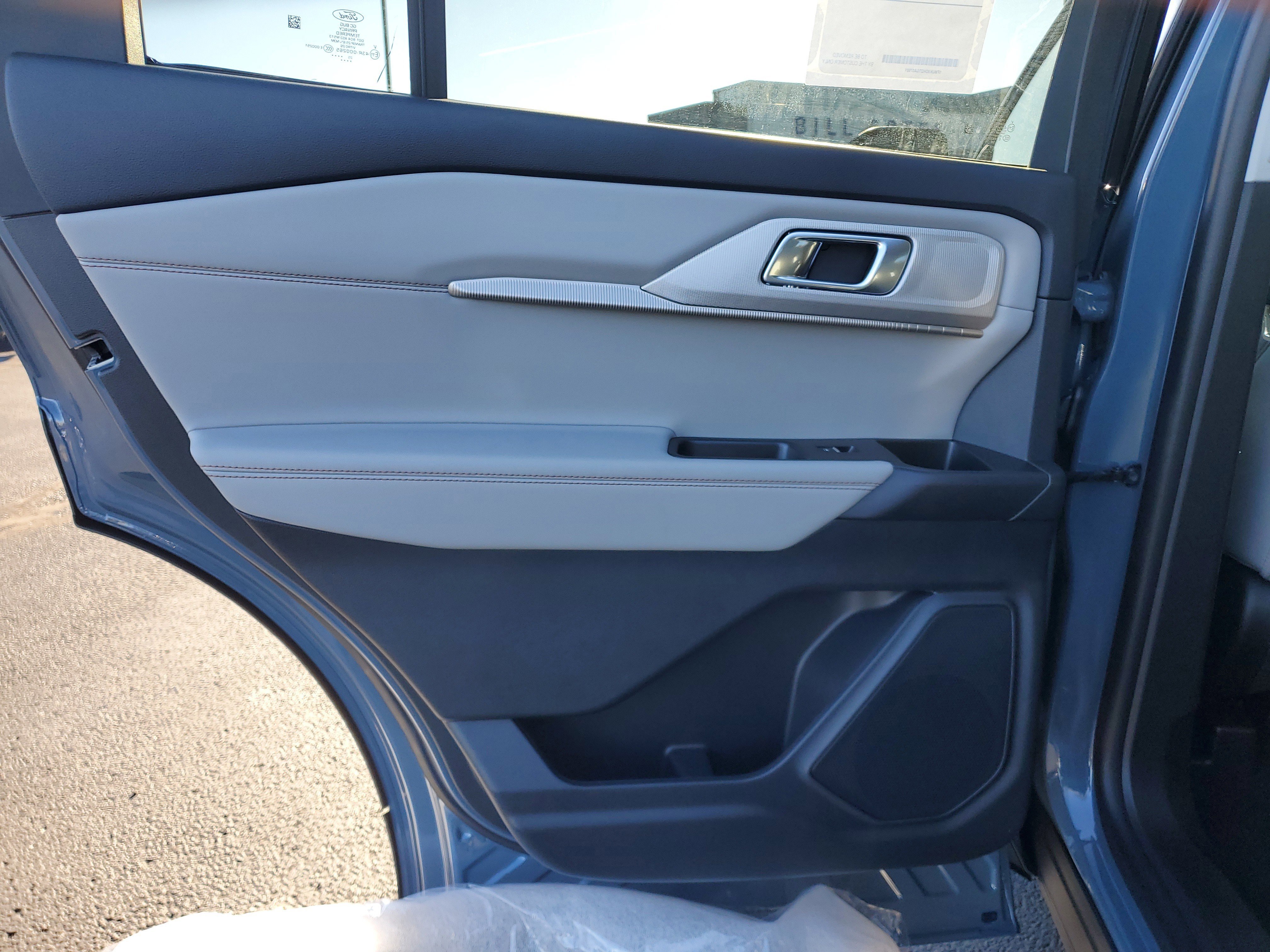 New 2026 Ford Explorer Active image 9