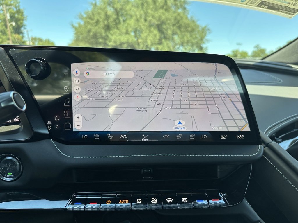 New 2026 Chevrolet Corvette Stingray Premium Cpe w/ Stealth Interior Trim Package image 40