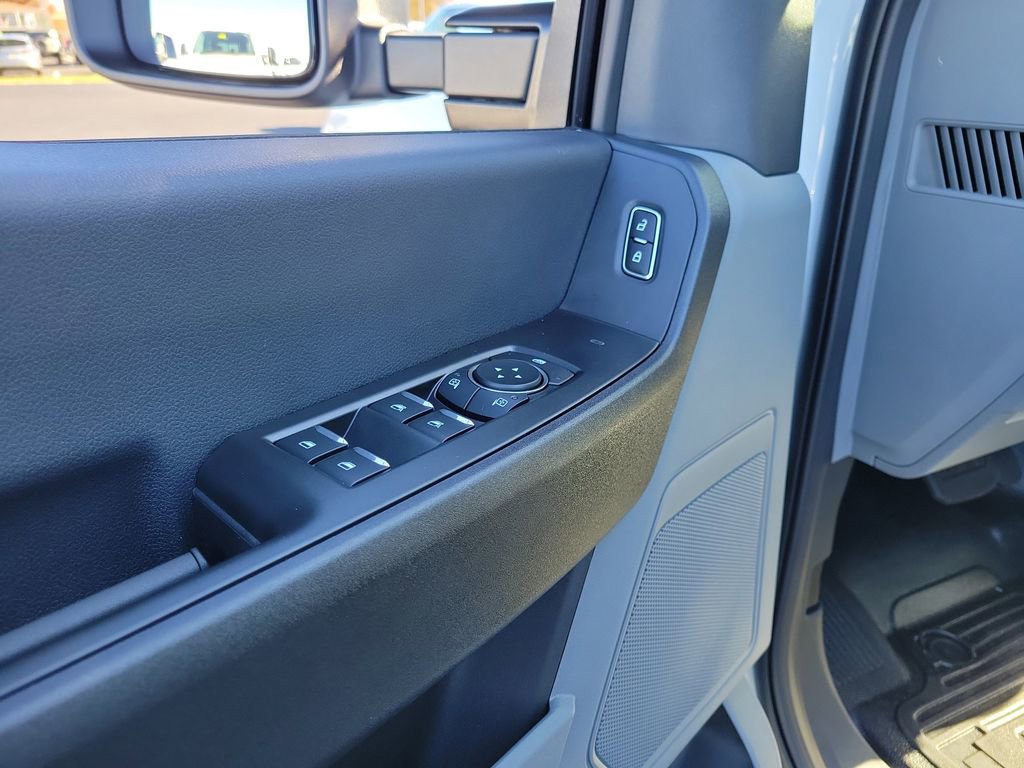 New 2026 Ford F250 XL w/ FX4 Off-Road Package image 22