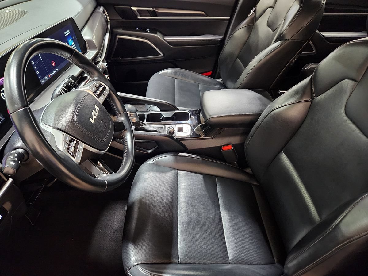 Used 2025 Kia Telluride S FWD image 29