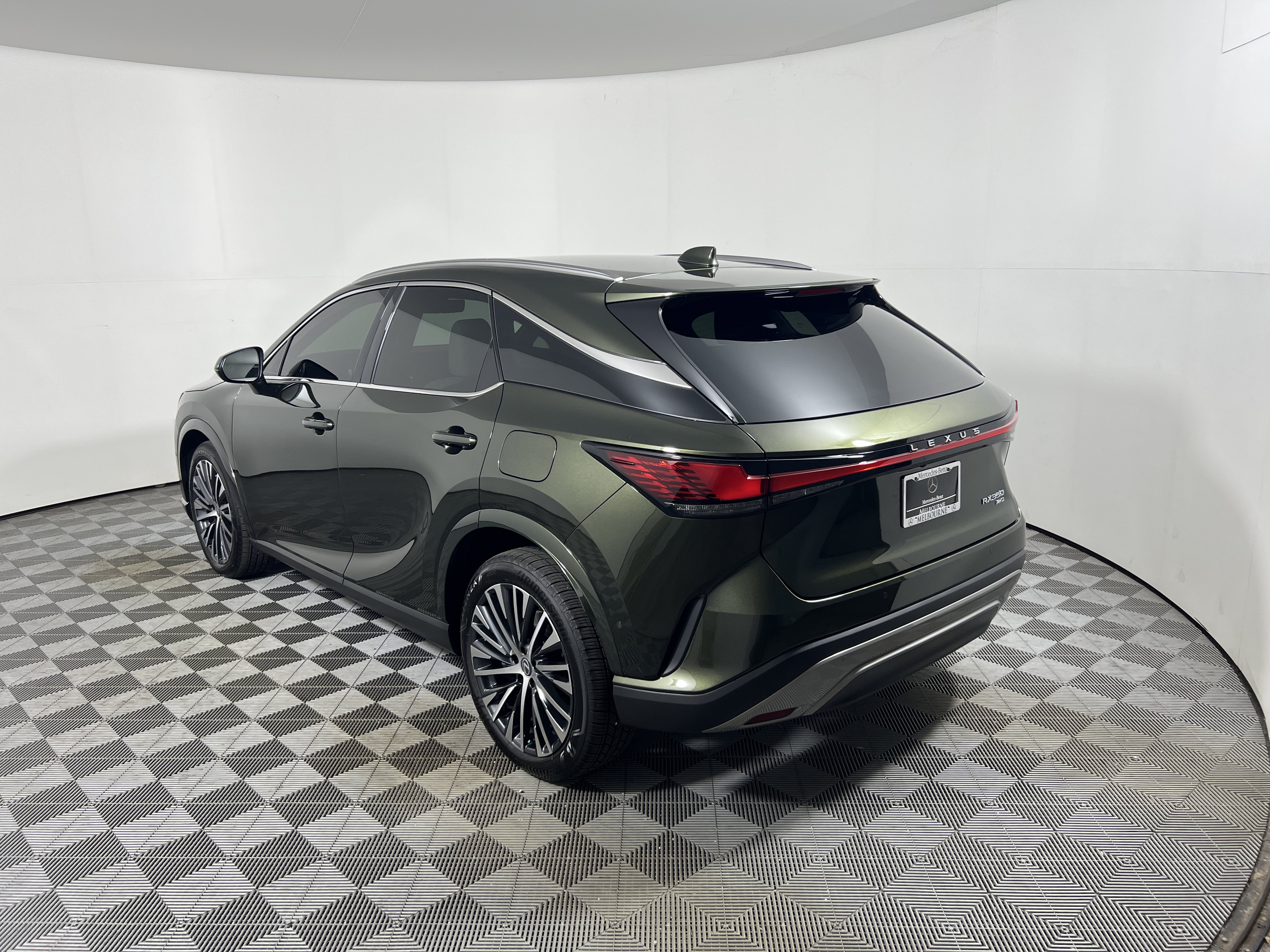 Used 2026 Lexus RX 350 Premium Plus w/ Convenience Package AWD/4WD image 3