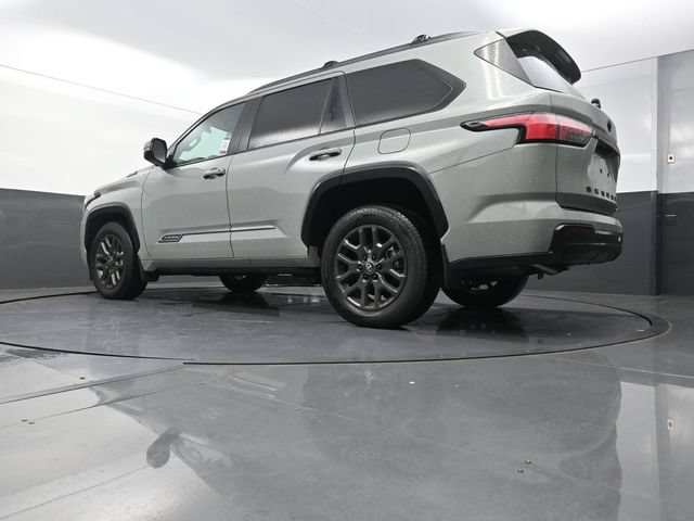 Used 2026 Toyota Sequoia Platinum AWD/4WD image 35