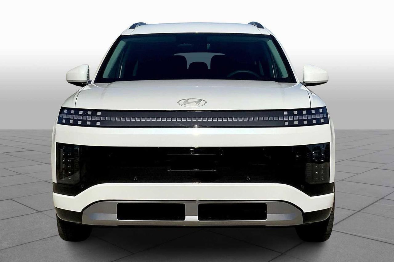 New 2026 Hyundai Ioniq 9 SEL image 3