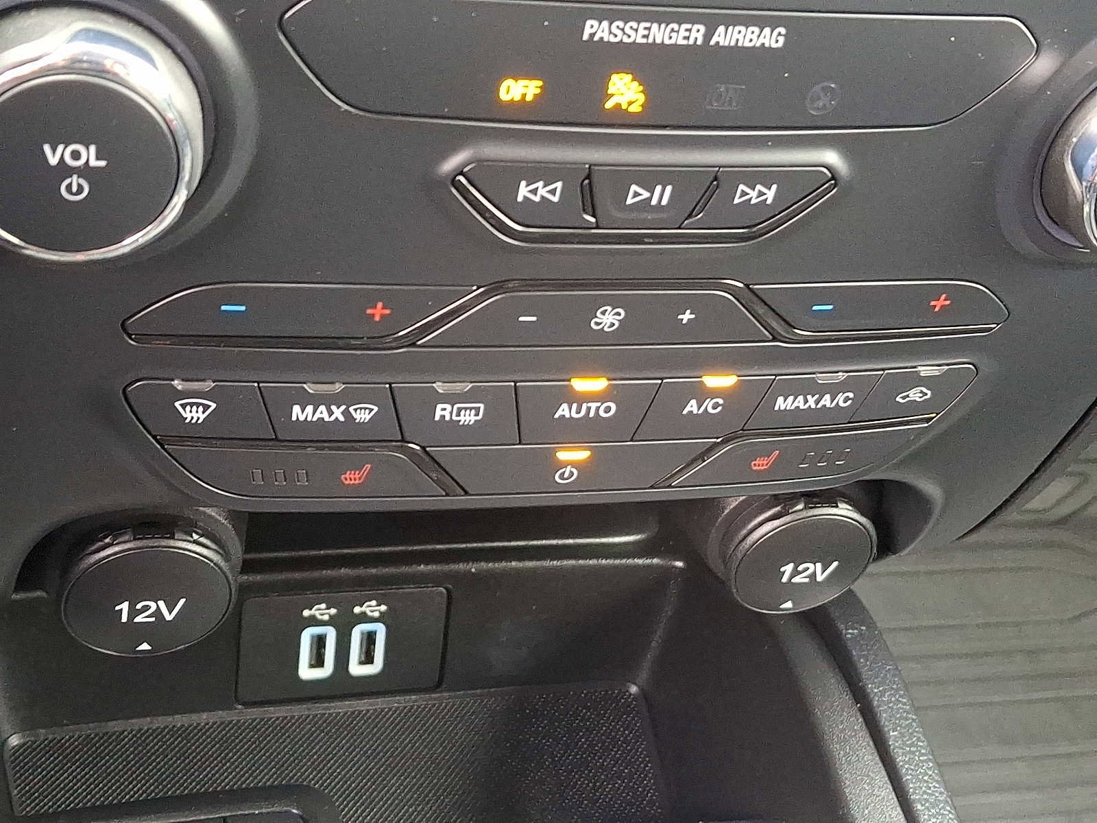 Certified 2023 Ford Ranger Lariat w/ Tremor Off-Road Package image 15