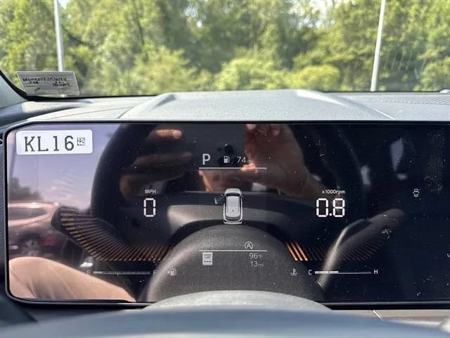 New 2026 Kia Sportage EX AWD/4WD image 10