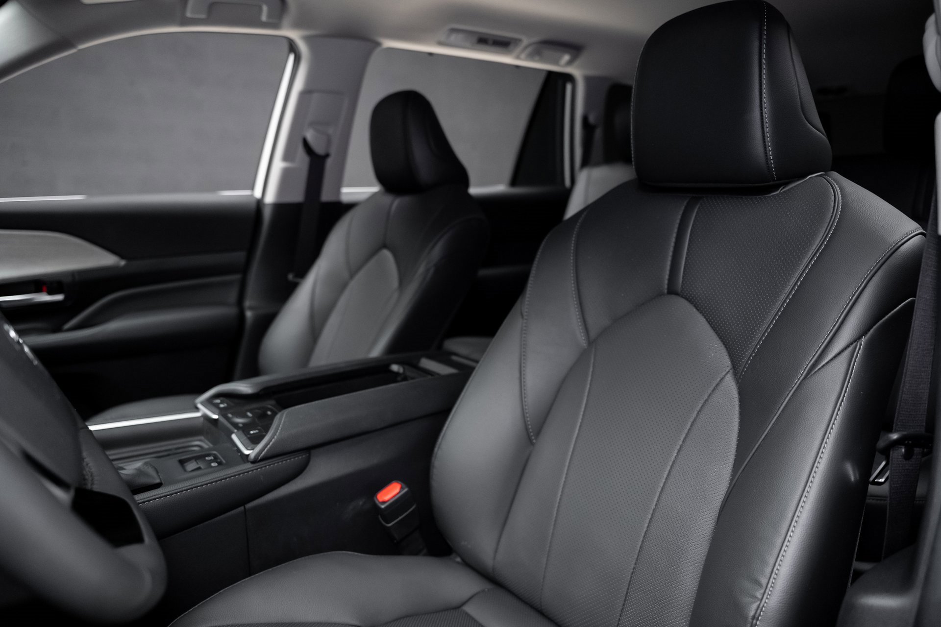 Used 2024 Toyota Grand Highlander XLE image 58