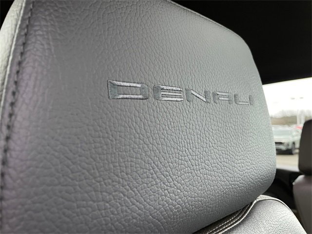Used 2021 GMC Sierra 3500 Denali w/ Denali Ultimate Package image 43