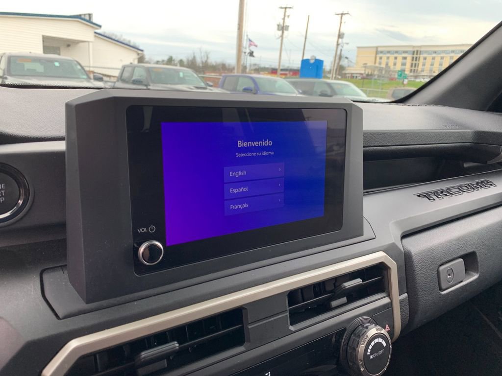 Used 2025 Toyota Tacoma SR w/ SR Upgrade Package image 21