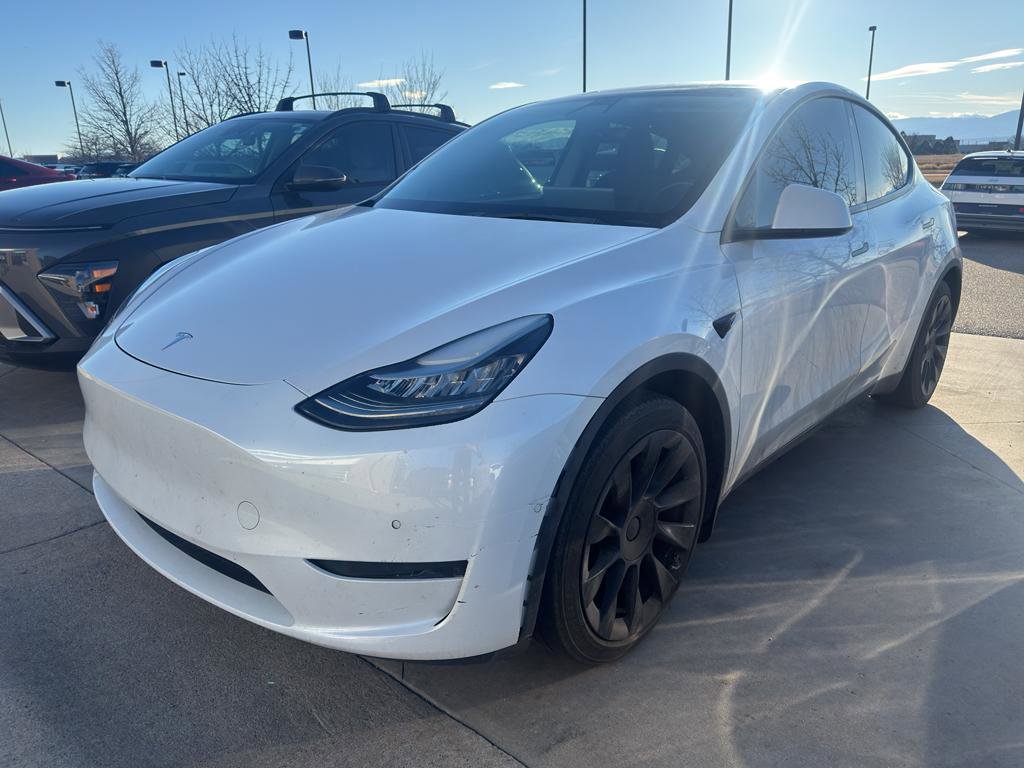 Used 2021 Tesla Model Y Long Range image 1