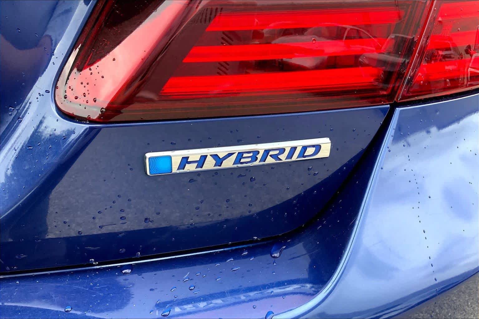 Used 2017 Honda Accord Hybrid Sedan image 10