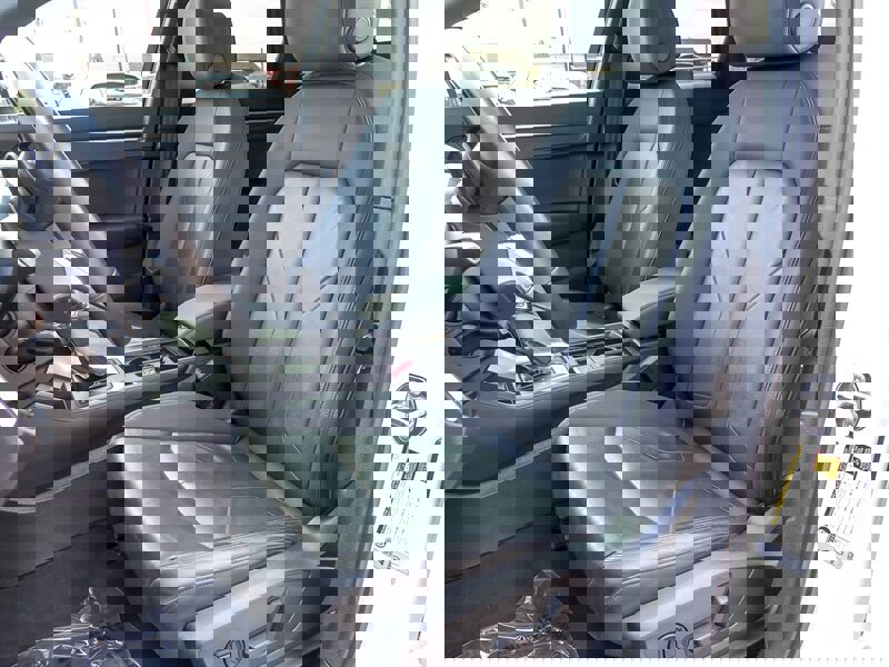 Used 2021 Audi Q3 2.0T Premium w/ Convenience Package image 12