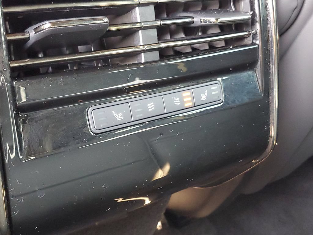 Used 2024 Land Rover Range Rover Sport Dynamic SE AWD/4WD image 30