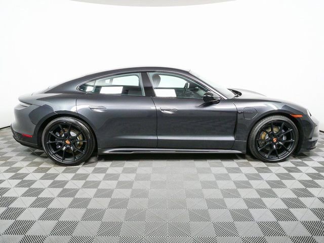 New 2026 Porsche Taycan image 30