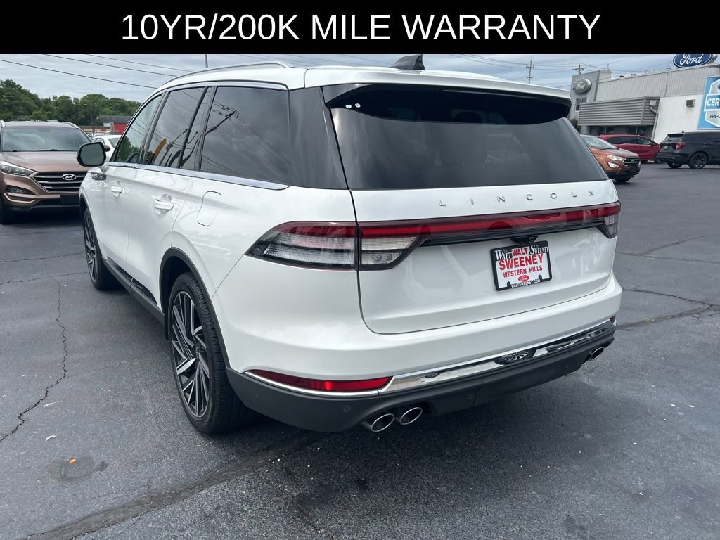 Used 2025 Lincoln Aviator Reserve w/ Equipment Group 201A AWD/4WD image 3