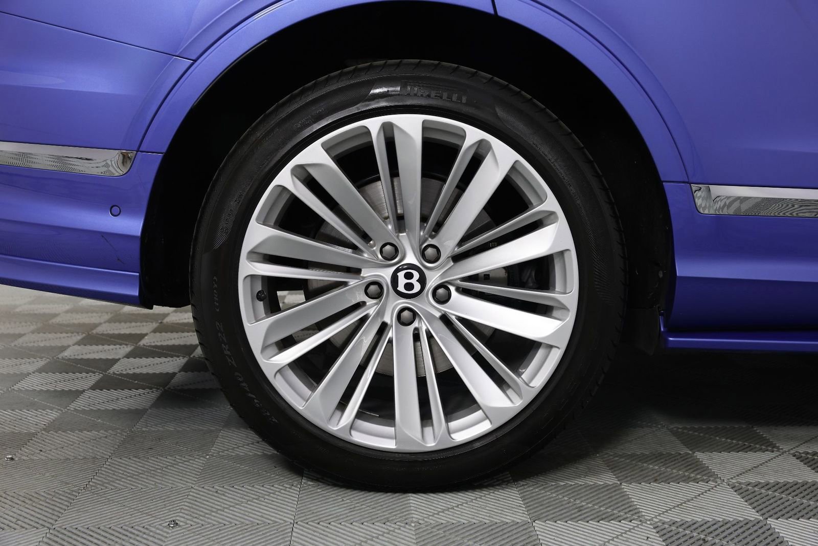 Certified 2023 Bentley Bentayga Speed image 18