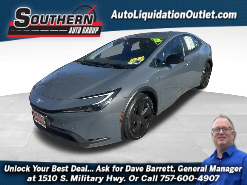 Used 2023 Toyota Prius LE
