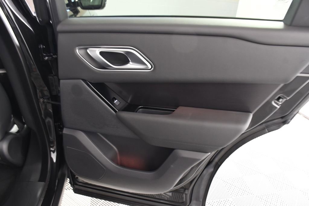 New 2026 Land Rover Range Rover Velar Dynamic SE AWD/4WD image 21