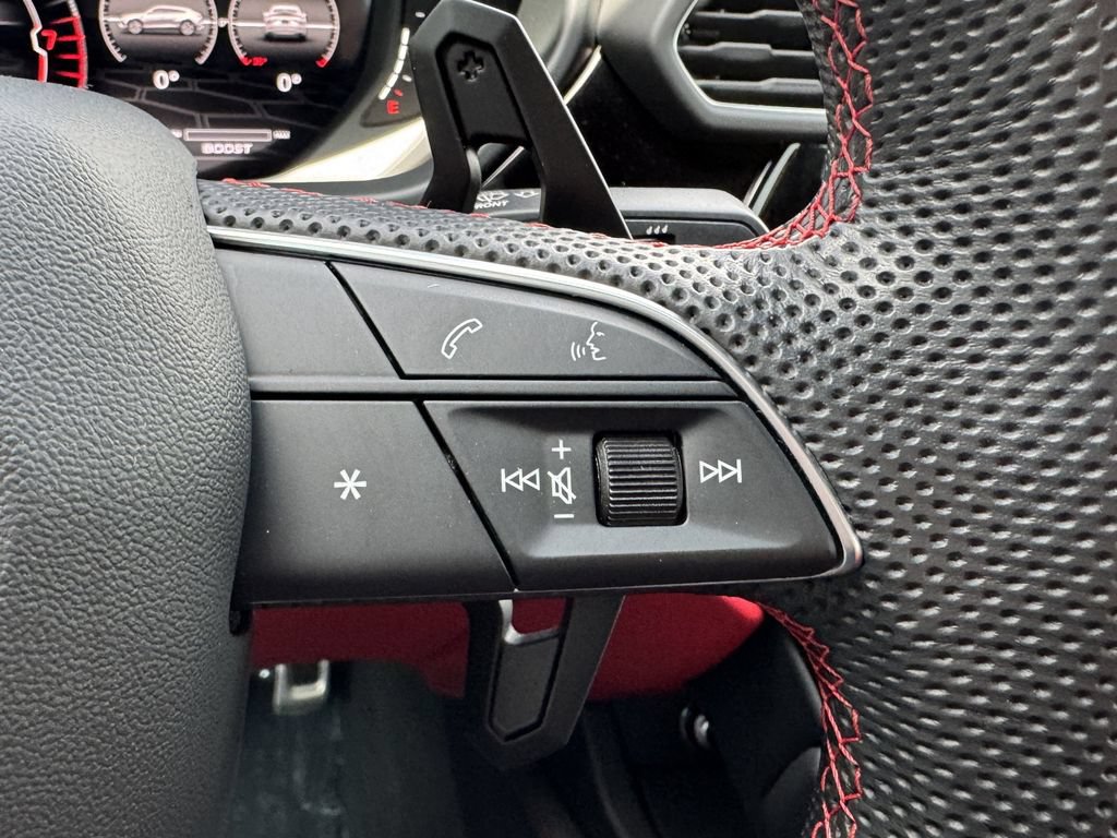 Used 2022 Lamborghini Urus AWD/4WD image 27
