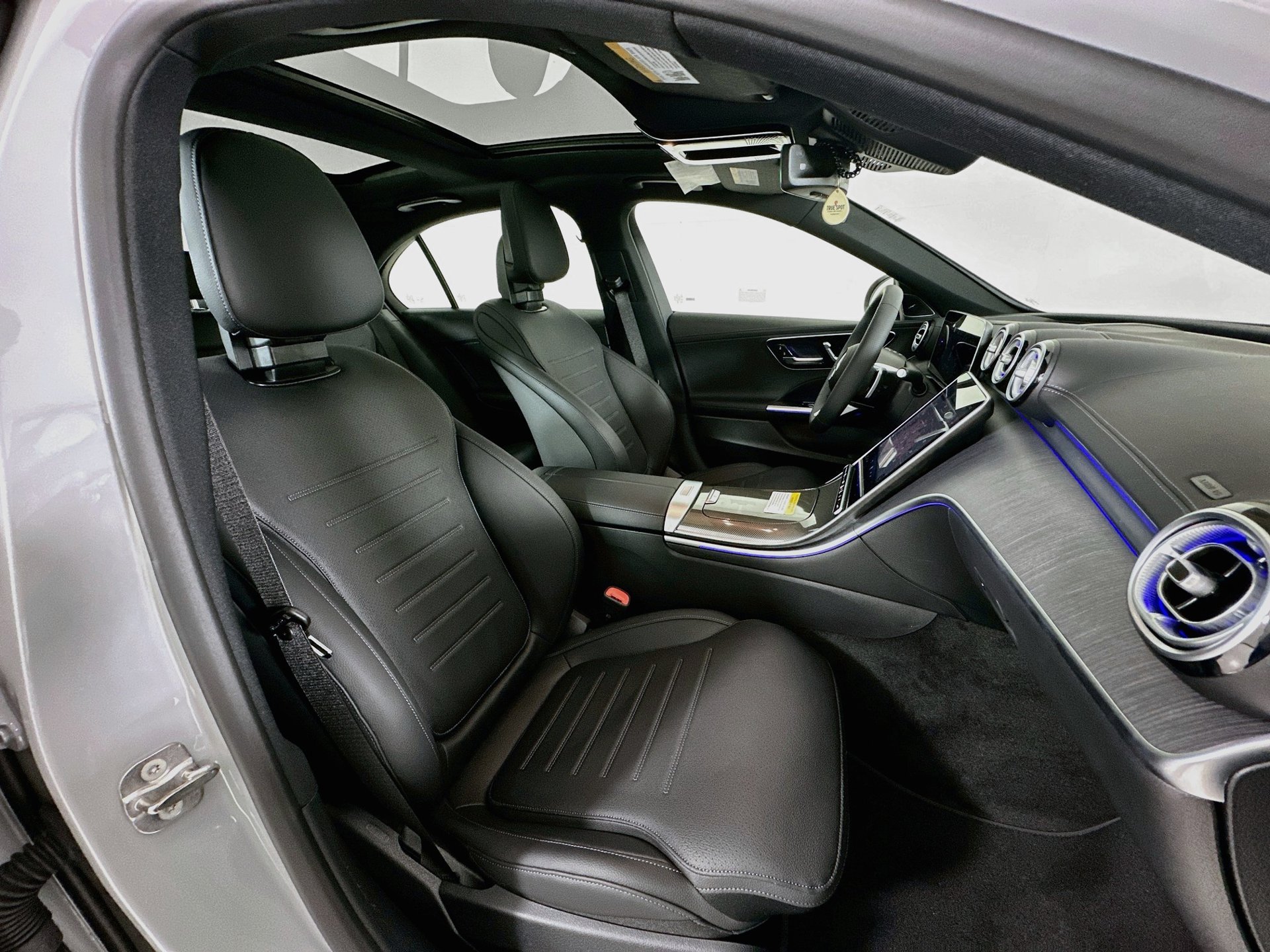 New 2026 Mercedes-Benz C 300 Sedan image 31