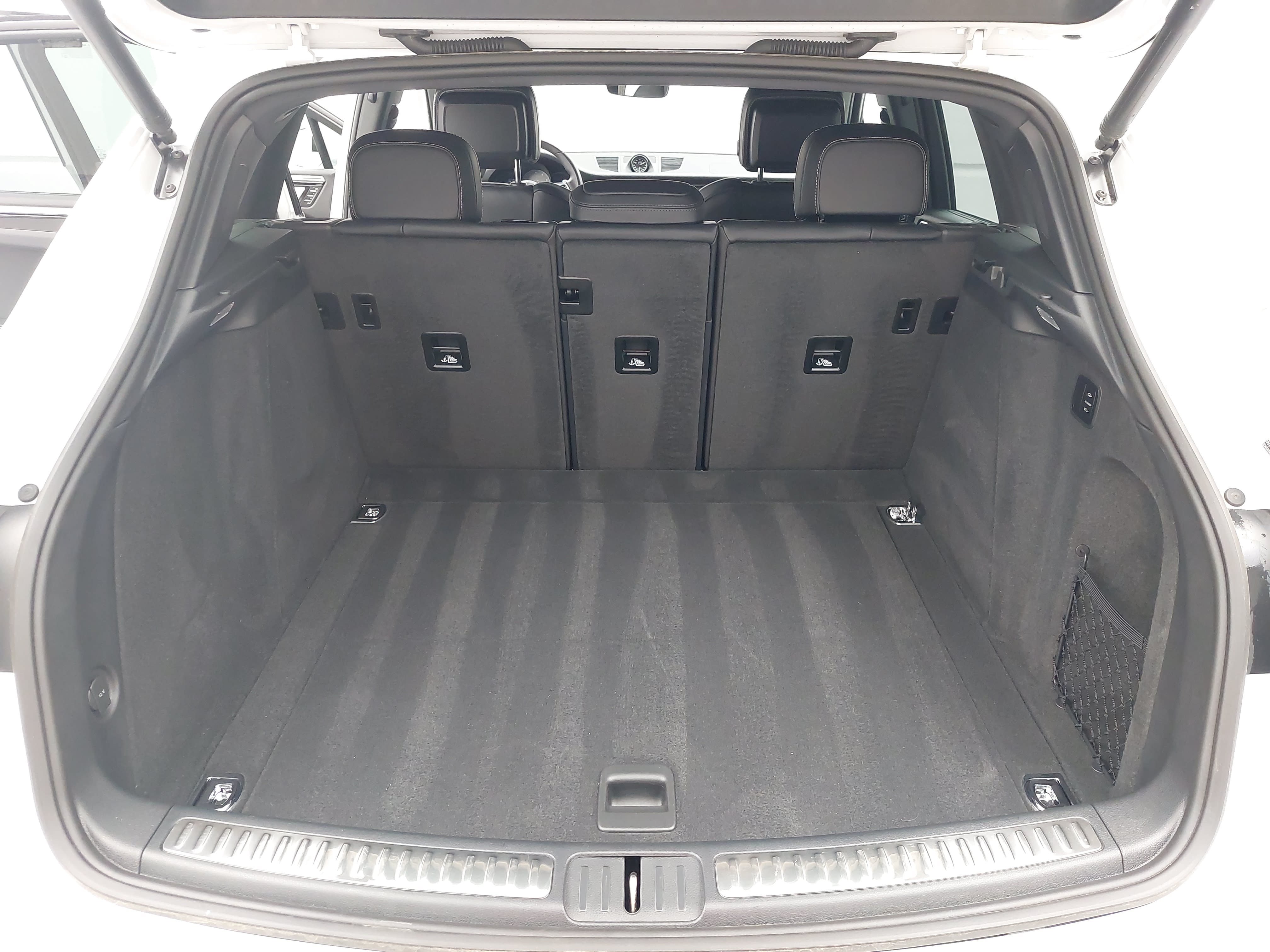 Certified 2025 Porsche Macan S AWD/4WD image 14