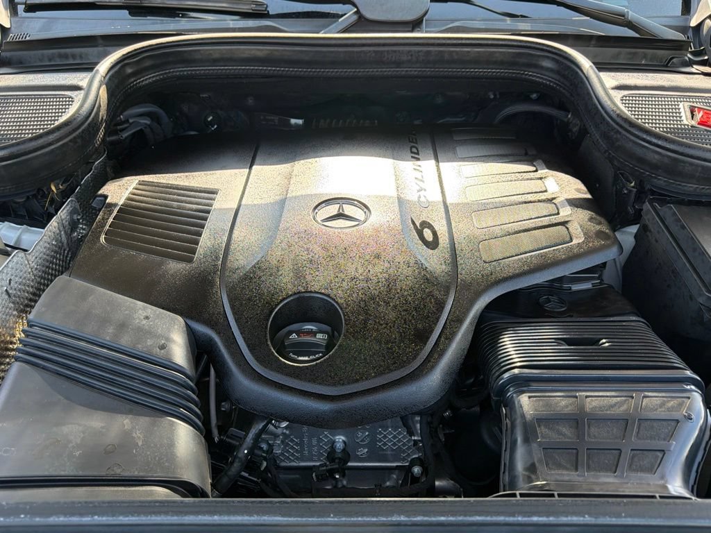 Used 2023 Mercedes-Benz GLS 450 4MATIC image 36