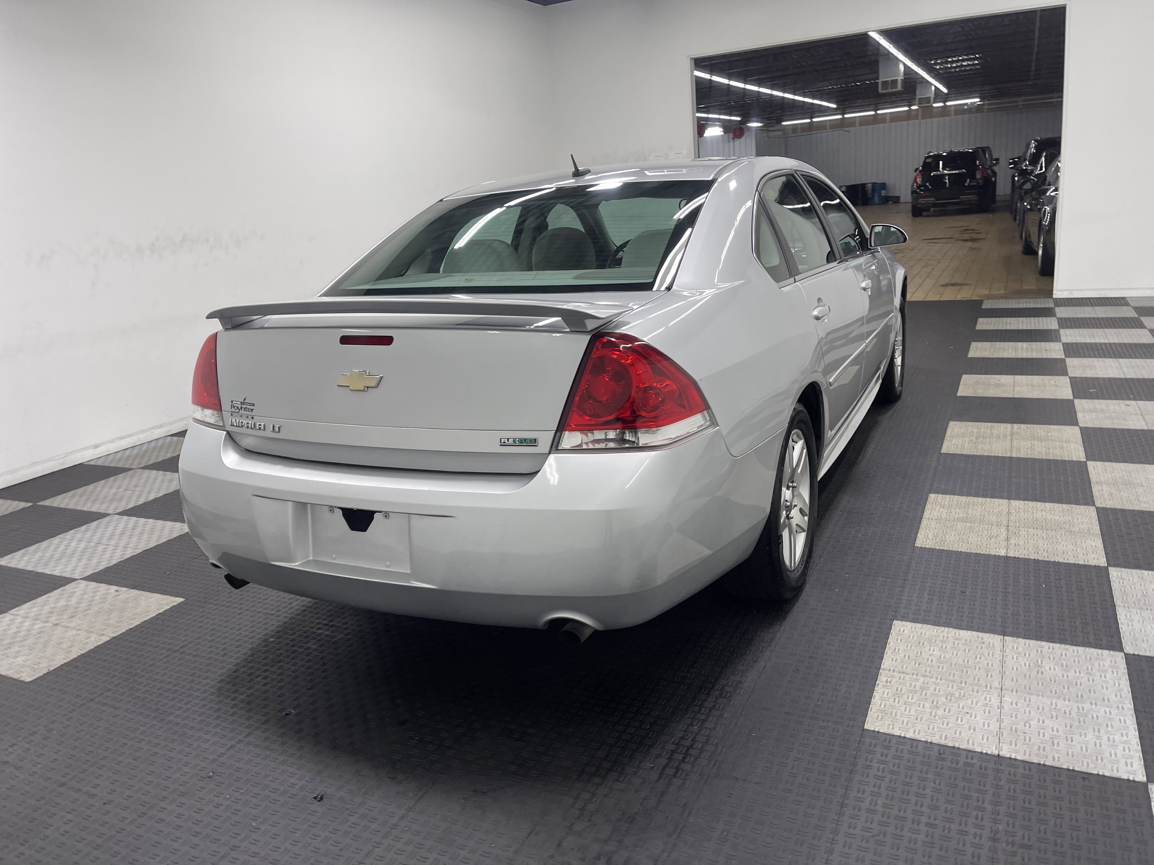 Used 2013 Chevrolet Impala LT w/ LT Sunroof Package FWD image 5