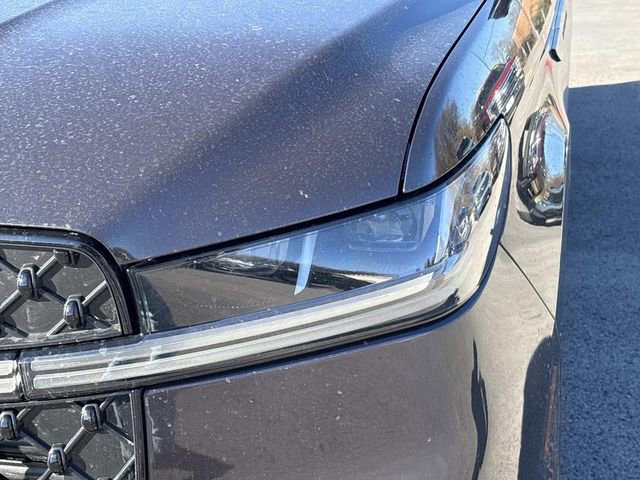 New 2025 Lincoln Navigator Reserve w/ Jet Appearance Package AWD/4WD image 10