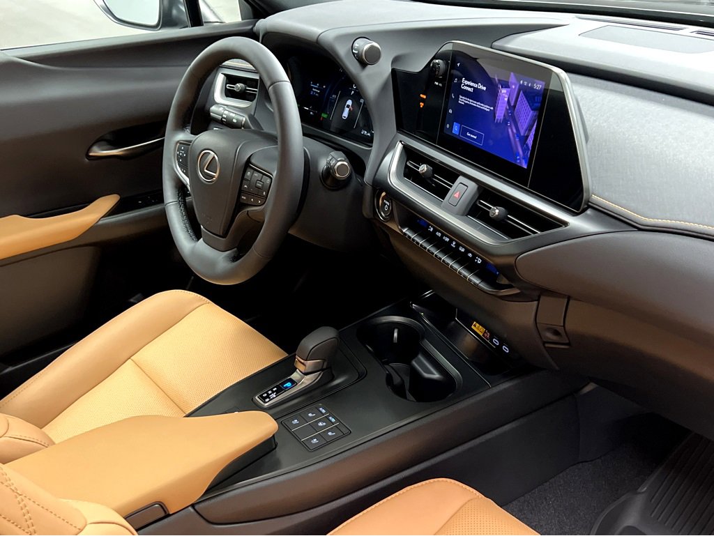 New 2025 Lexus UX 300h AWD image 28