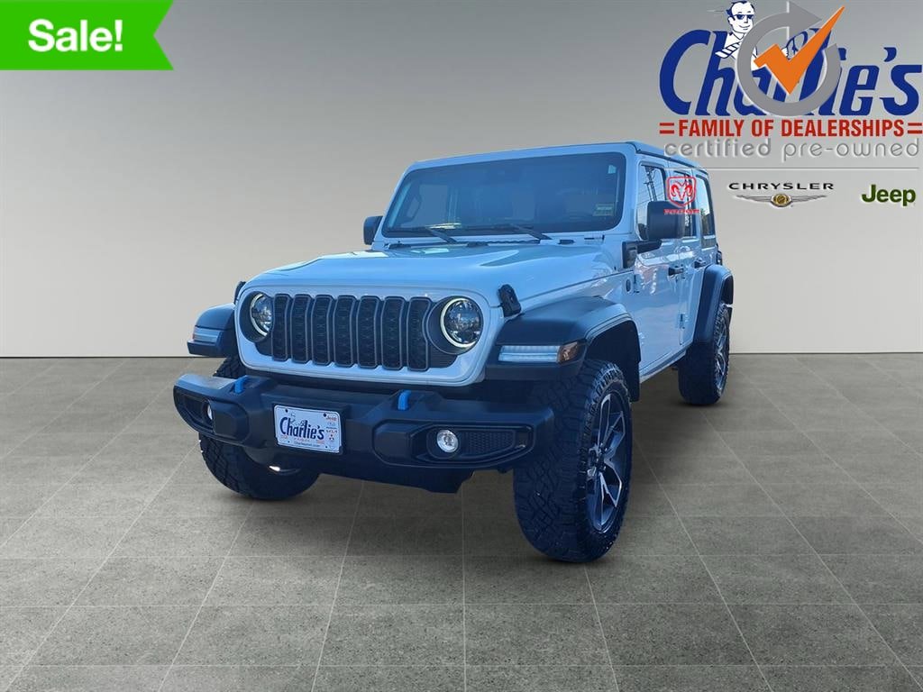 Used 2024 Jeep Wrangler Sport w/ LED Headlamp & Fog Lamp Group