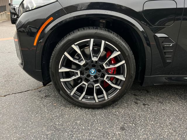 Used 2024 BMW X5 xDrive50e w/ M Sport Package AWD/4WD image 38