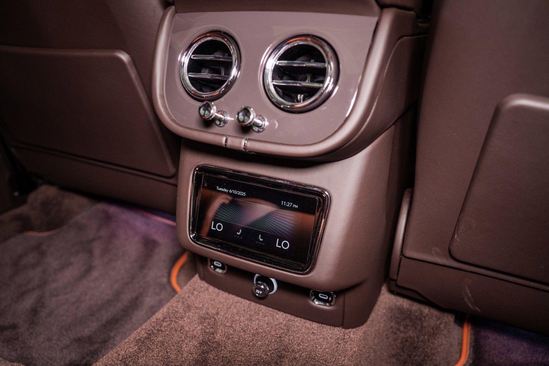 New 2025 Bentley Bentayga image 28