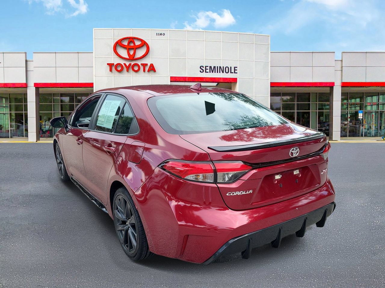 Used 2023 Toyota Corolla XSE FWD image 4