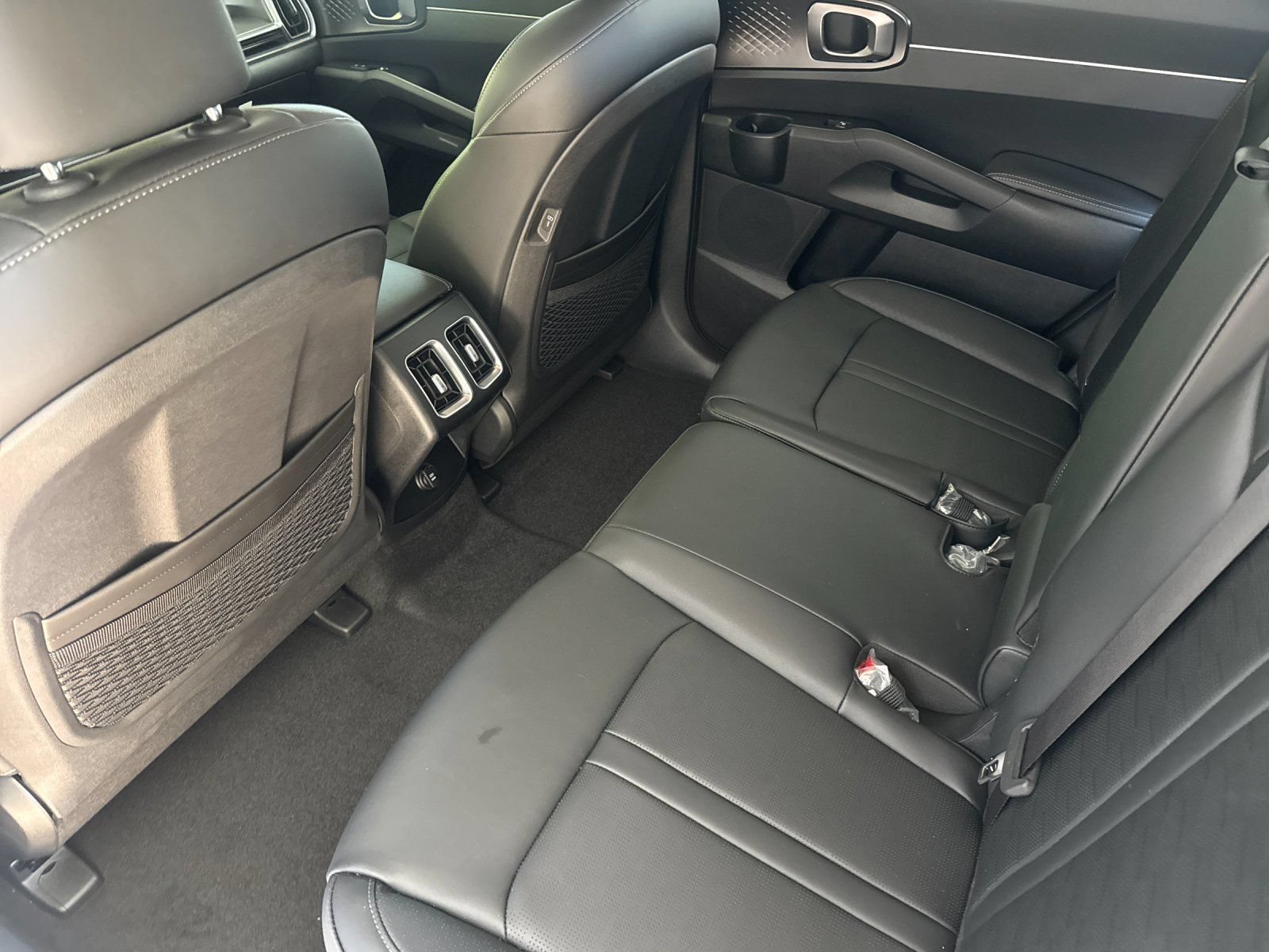 New 2026 Kia Sorento EX AWD/4WD image 12