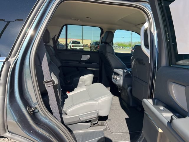 New 2026 Ford Expedition Active RWD image 24