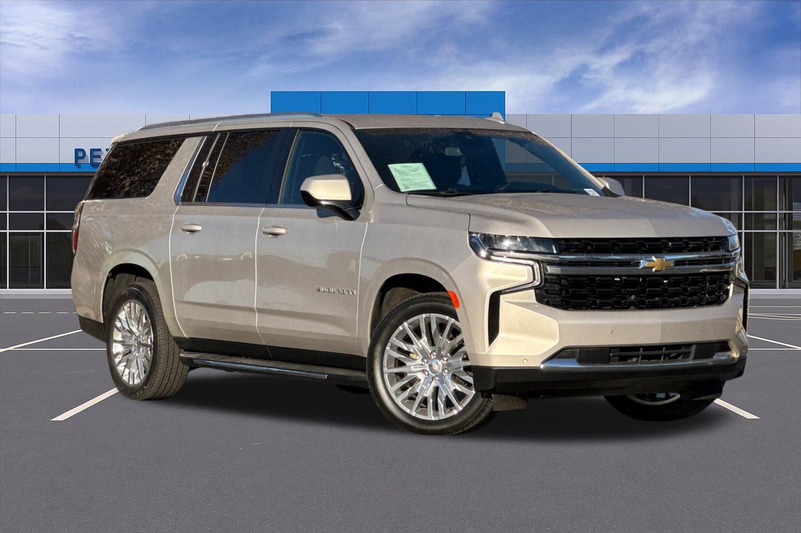 Certified 2023 Chevrolet Suburban LS image 2